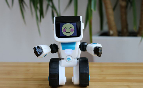 COJI, el robot que enseña principios de programación a través de emojis